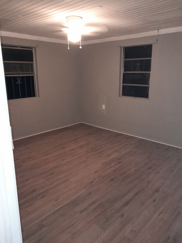 1003 16th St - Photo 3 of 11