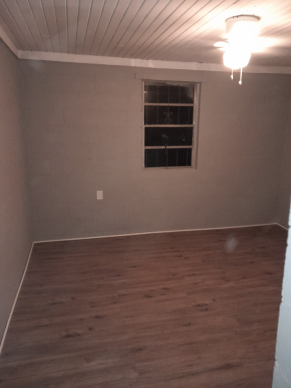 1003 16th St - Photo 4 of 11