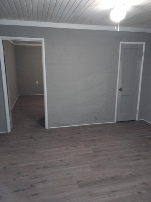 1003 16th St - Photo 6 of 11