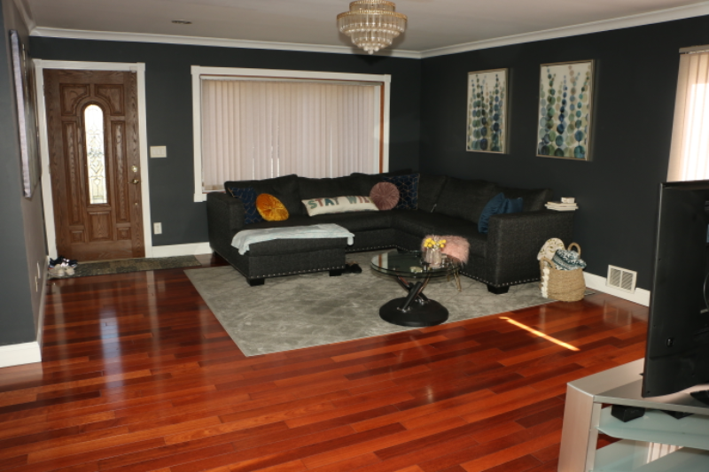 1029 Merriam Rd - Photo 2 of 3