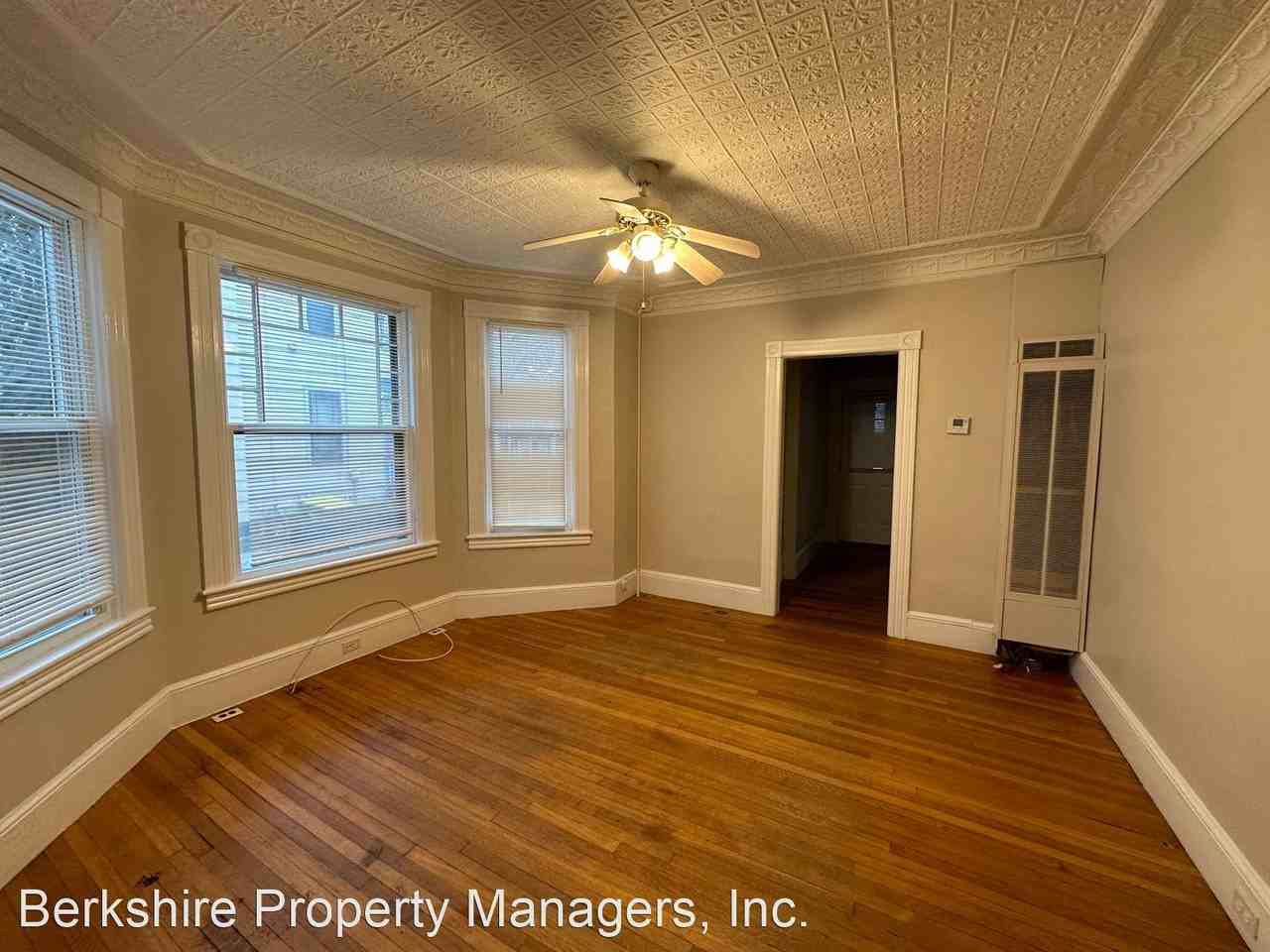 74 Meadow Street - Photo 2 of 10