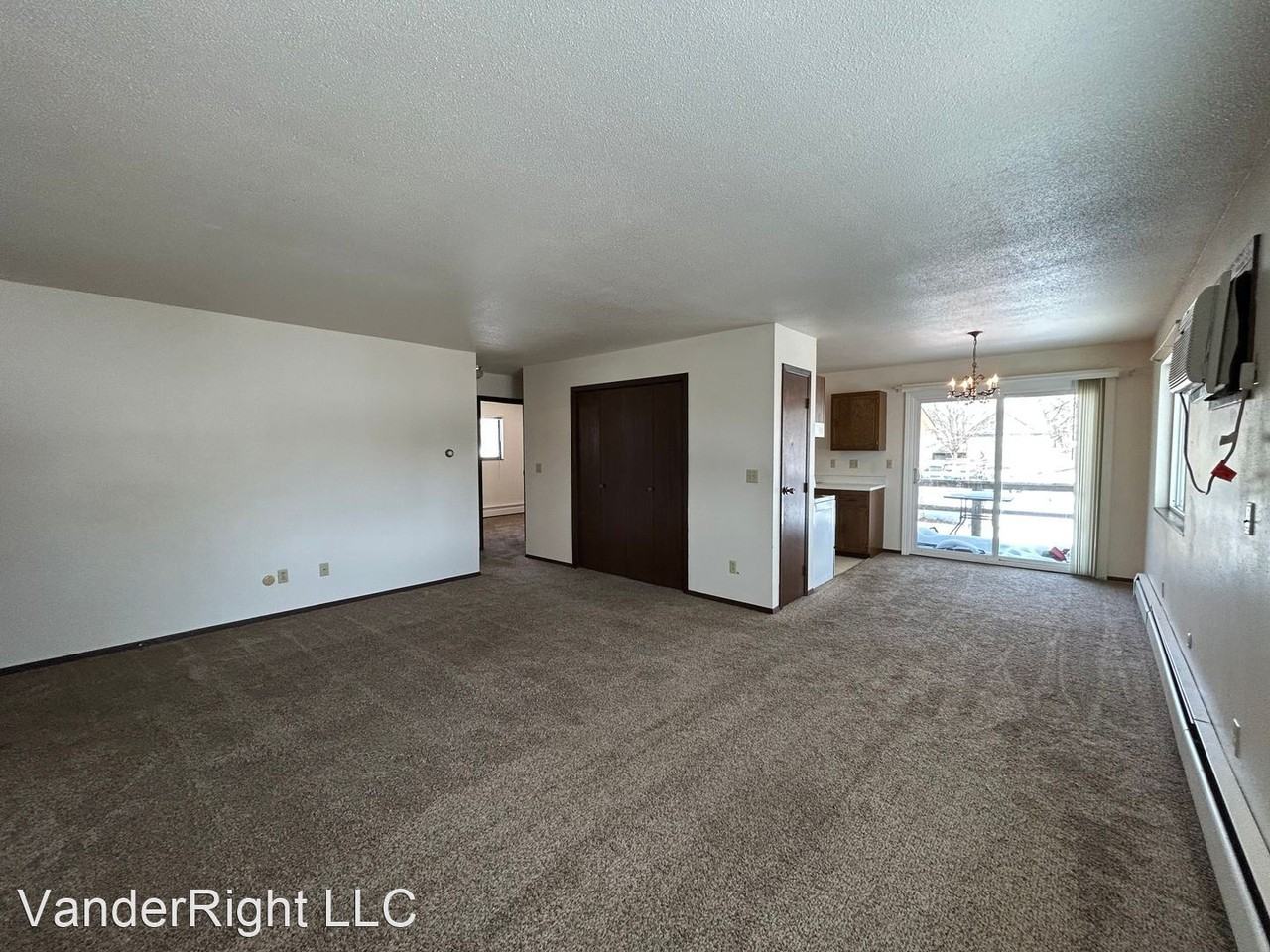 215 N Lincoln Ave - Photo 3 of 16