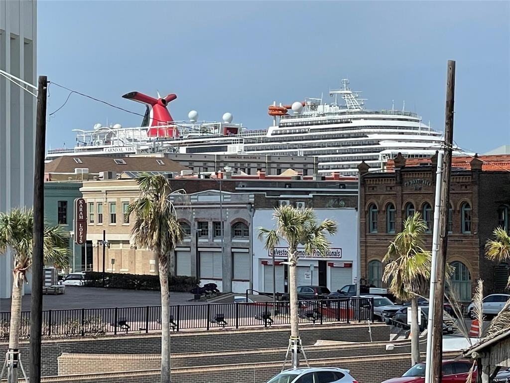 1820 Market St - Photo 3 of 19