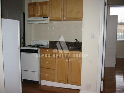 171 Hemenway St #17 - Photo 6 of 10