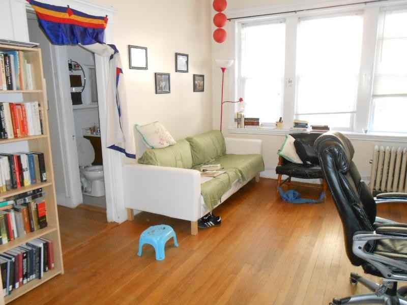63 Woodstock Ave #9 - Photo 2 of 11