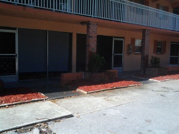 Scotland Oaks Apartments - Photo 3 of 14