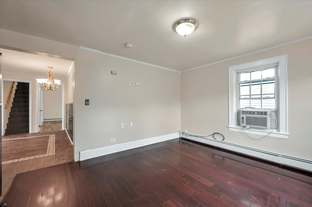 24 Rose Park Ave #2 - Photo 7 of 34