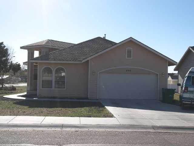 800 N 1st Ave