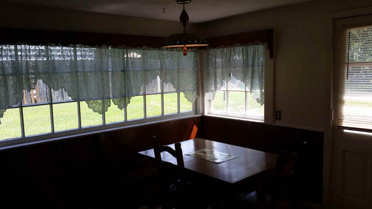 5015 E 33rd St - Photo 3 of 29