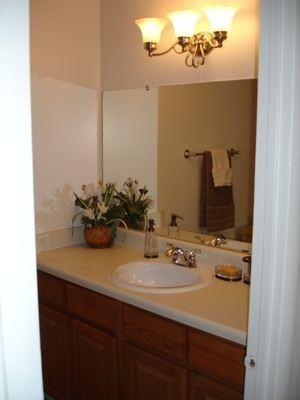 Water View Court Apartments - Photo 2 of 9