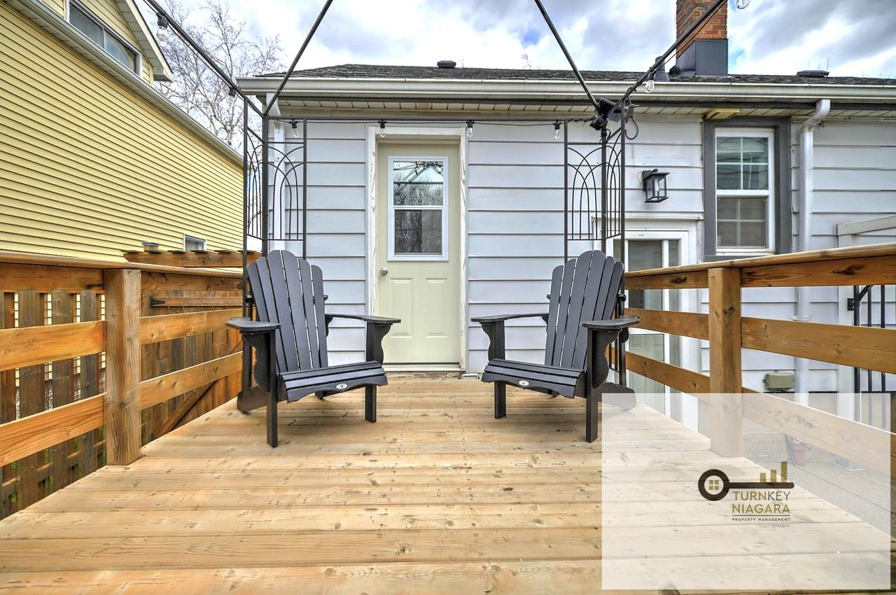 97 Wallace Avenue South - Photo 6 of 9