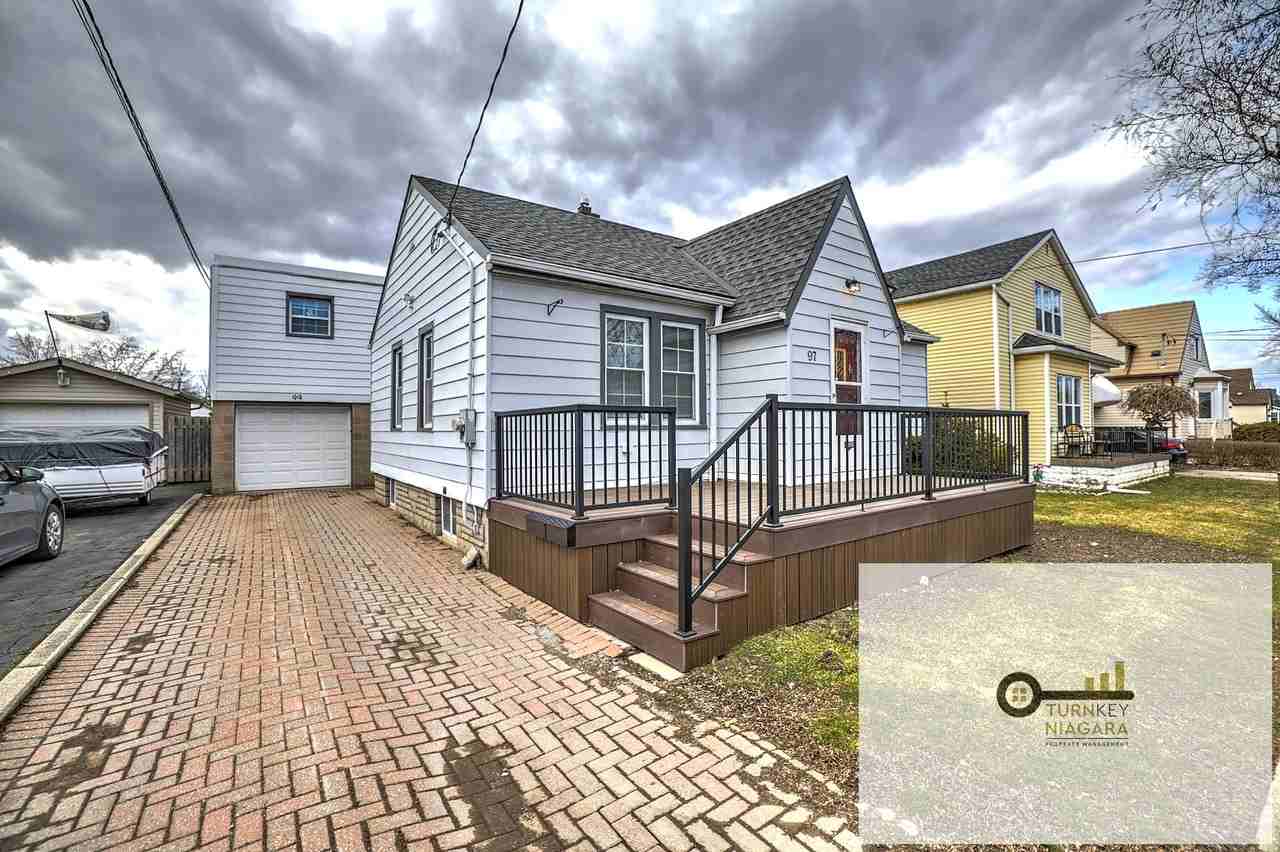 97 Wallace Avenue South - Photo 2 of 9