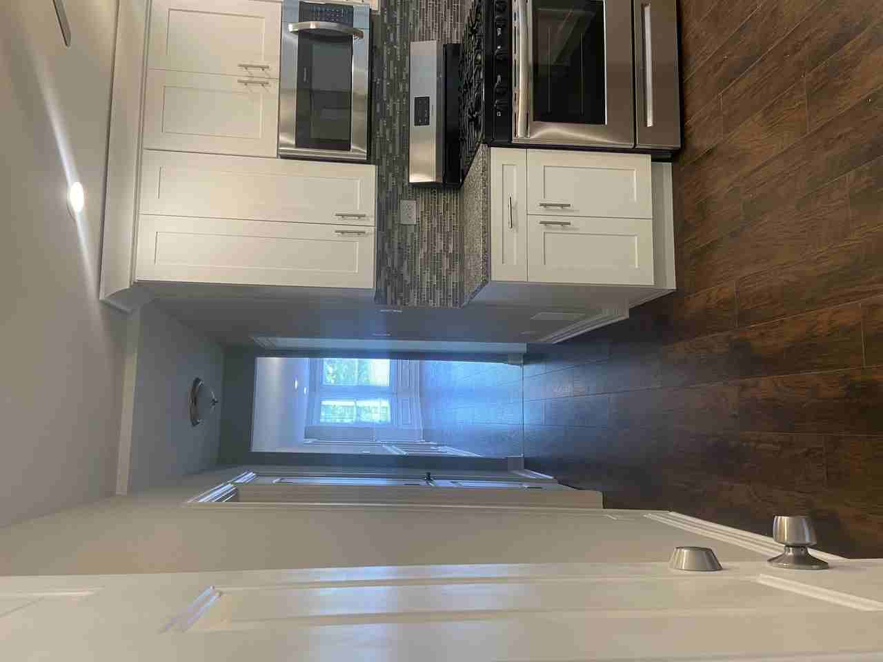 8722 S Buffalo Ave #2 - Photo 6 of 17