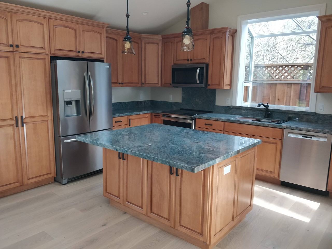 16082 Shannon Road - Photo 2 of 19