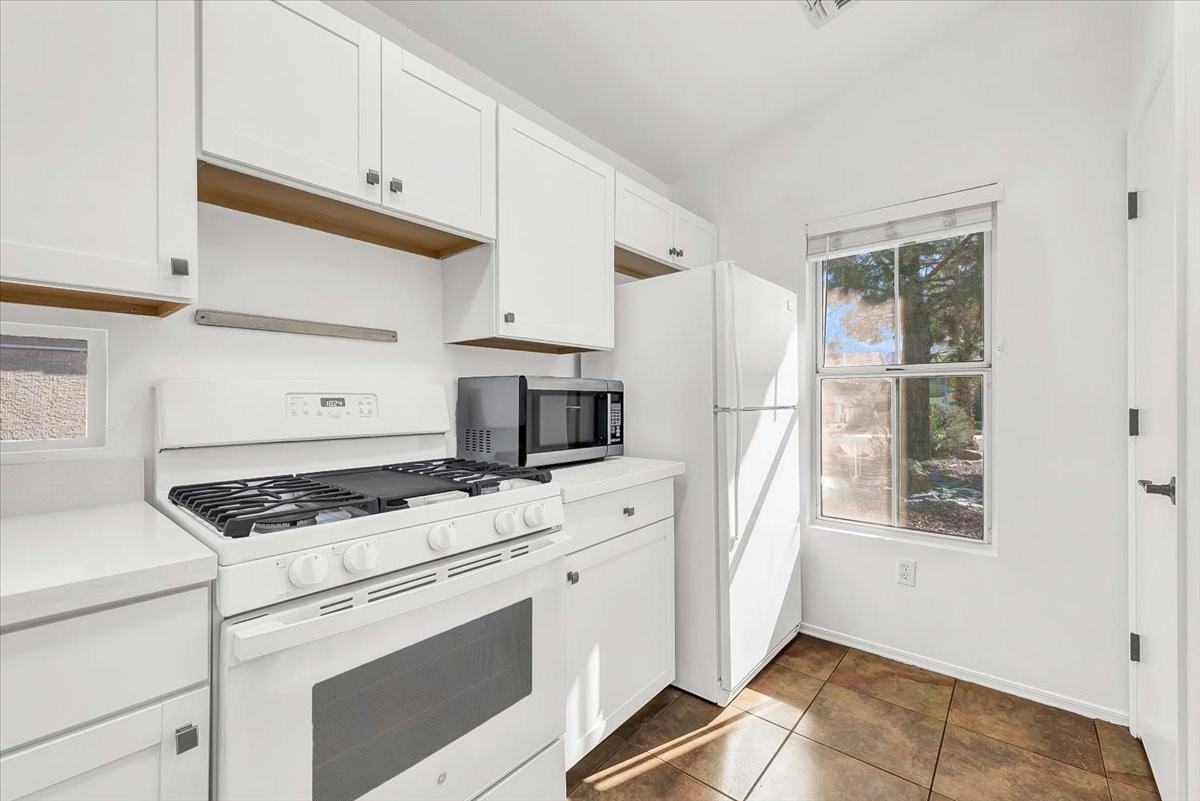 2116 Eagle Watch Dr #1 - Photo 4 of 21