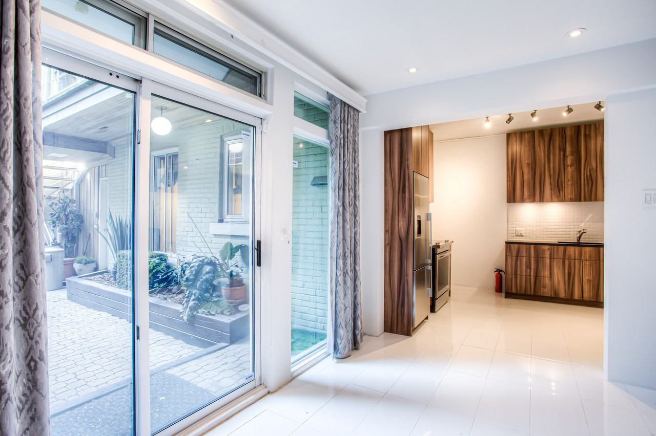 3972 Rue Saint-Hubert - Photo 3 of 10