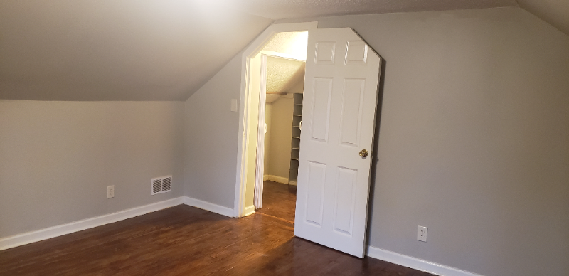 3704 Luken Dr - Photo 3 of 18