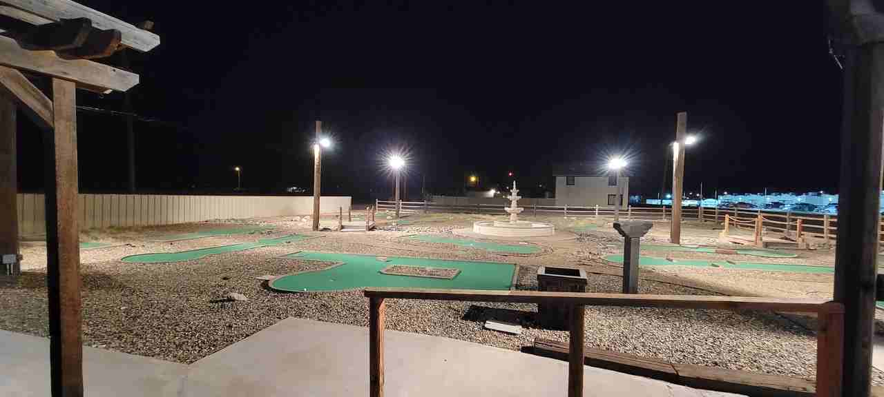 217 E Broadway St - Photo 2 of 15