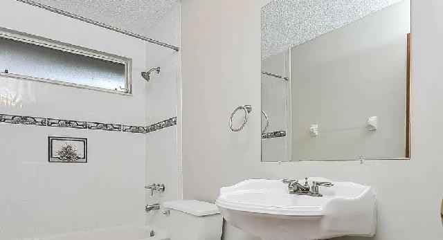 10401 Tara Dr - Photo 2 of 12