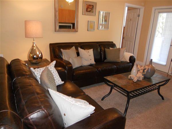 Campus Club - Photo 2 of 10