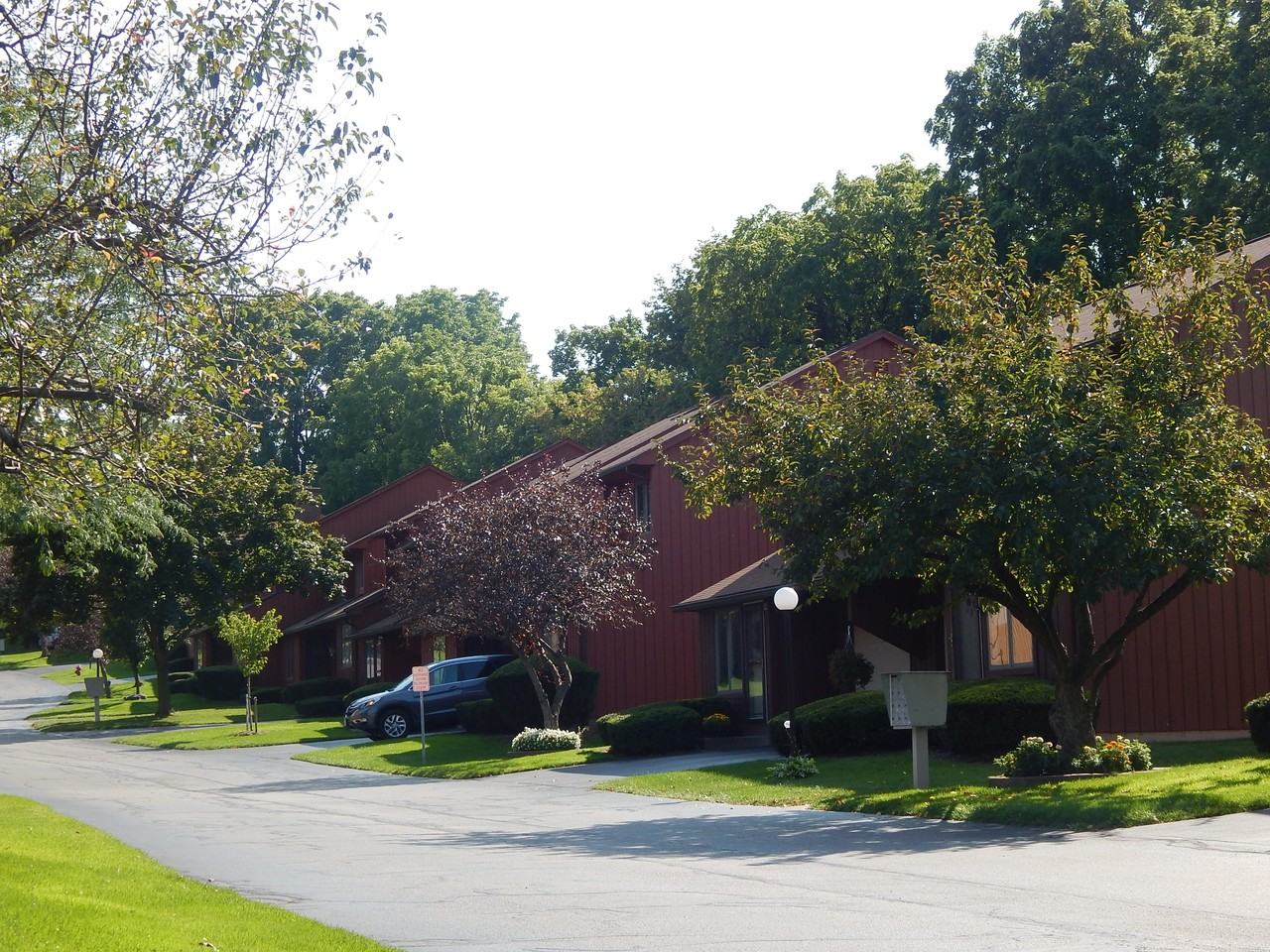 8 Spring Hl - Photo 2 of 10