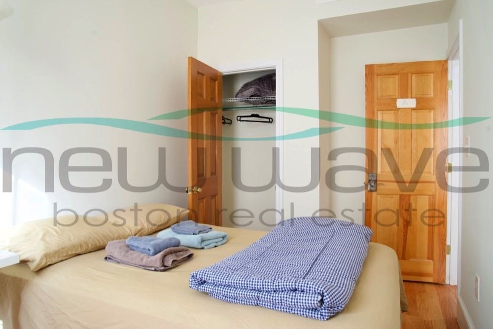 179 Northampton St #4 - Photo 5 of 13