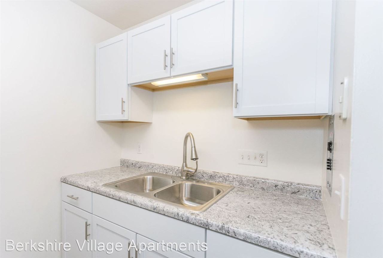 1258 17th Avenue NW - Photo 2 of 40