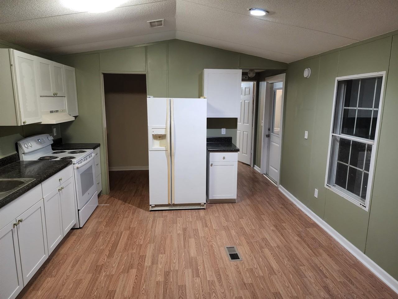 68 Green Meadows Dr #1 - Photo 2 of 11