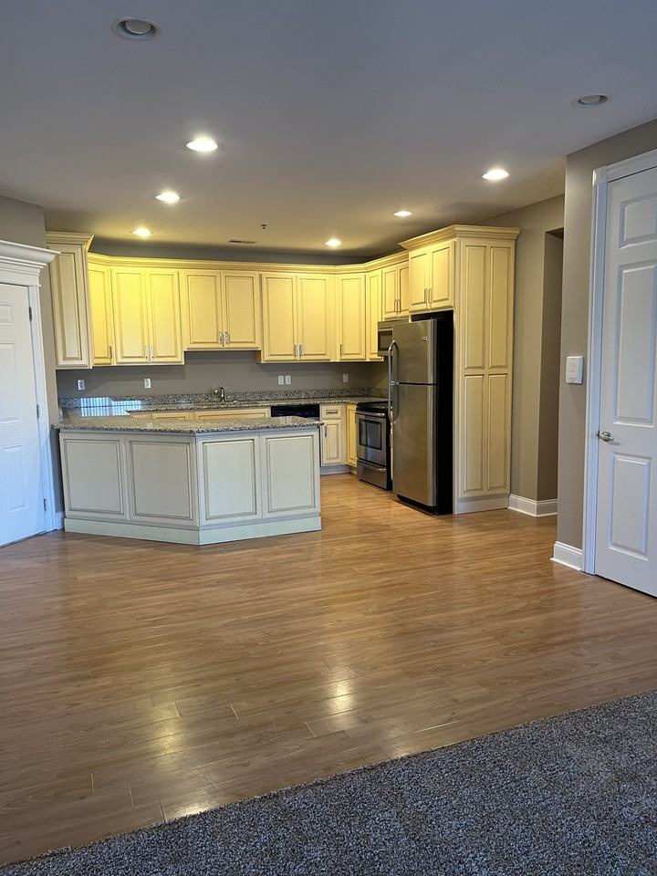 7518 Lions Gate Parkway #7518