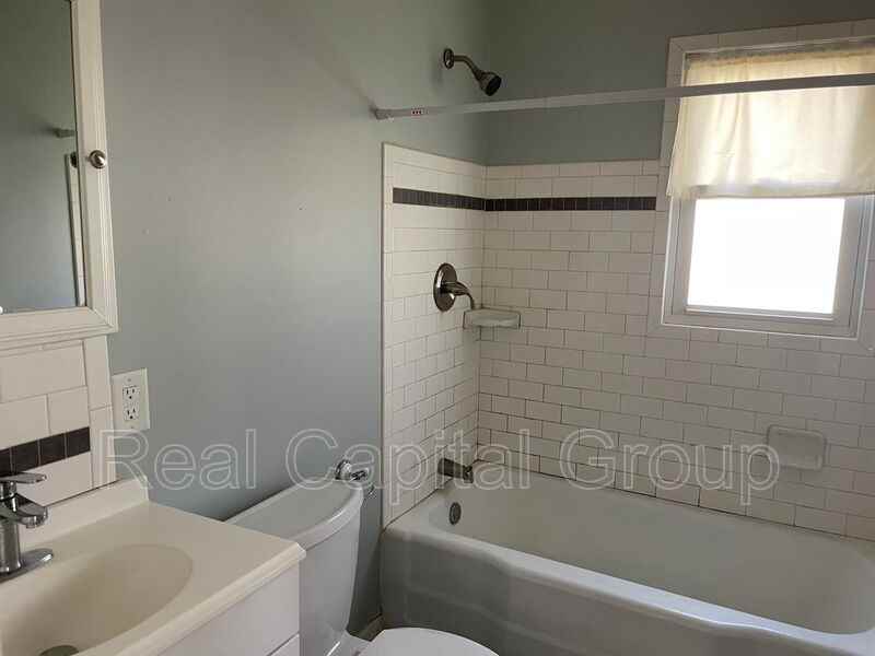 100 Severson Ave - Photo 2 of 9