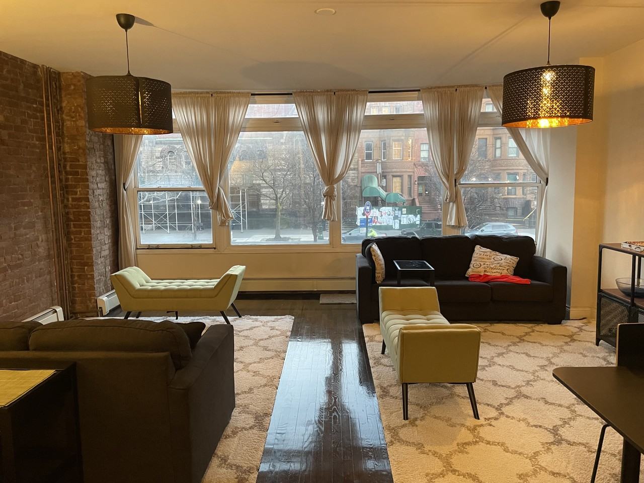 Malcolm X Blvd & W 122nd St 2, New York, NY 10027 Room for 1,325