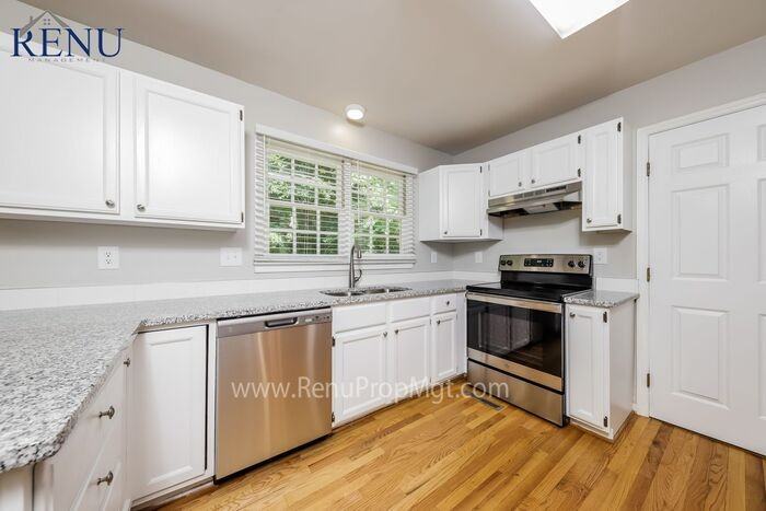 3909 Laurel Grove Rd - Photo 2 of 18