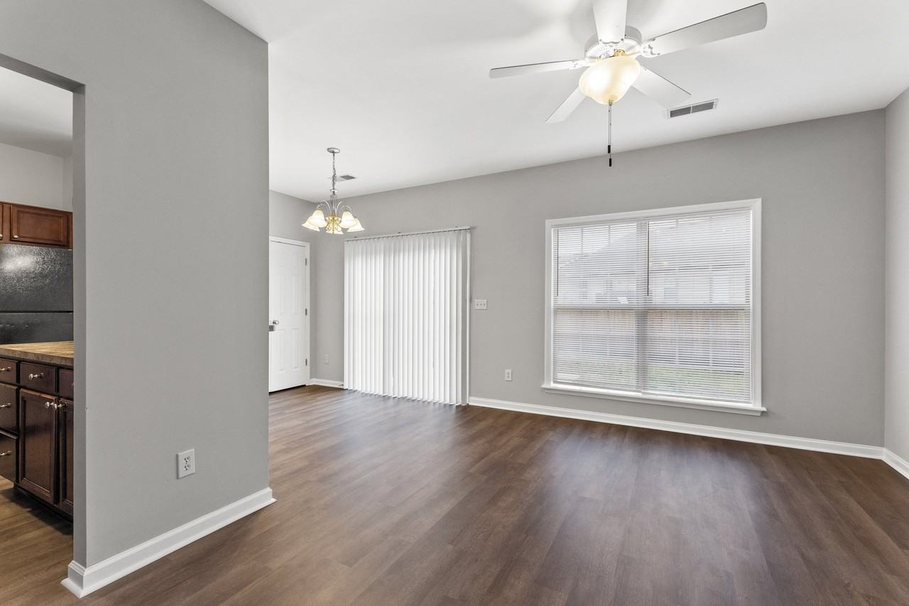 136 Lowell Ct #1 - Photo 6 of 23