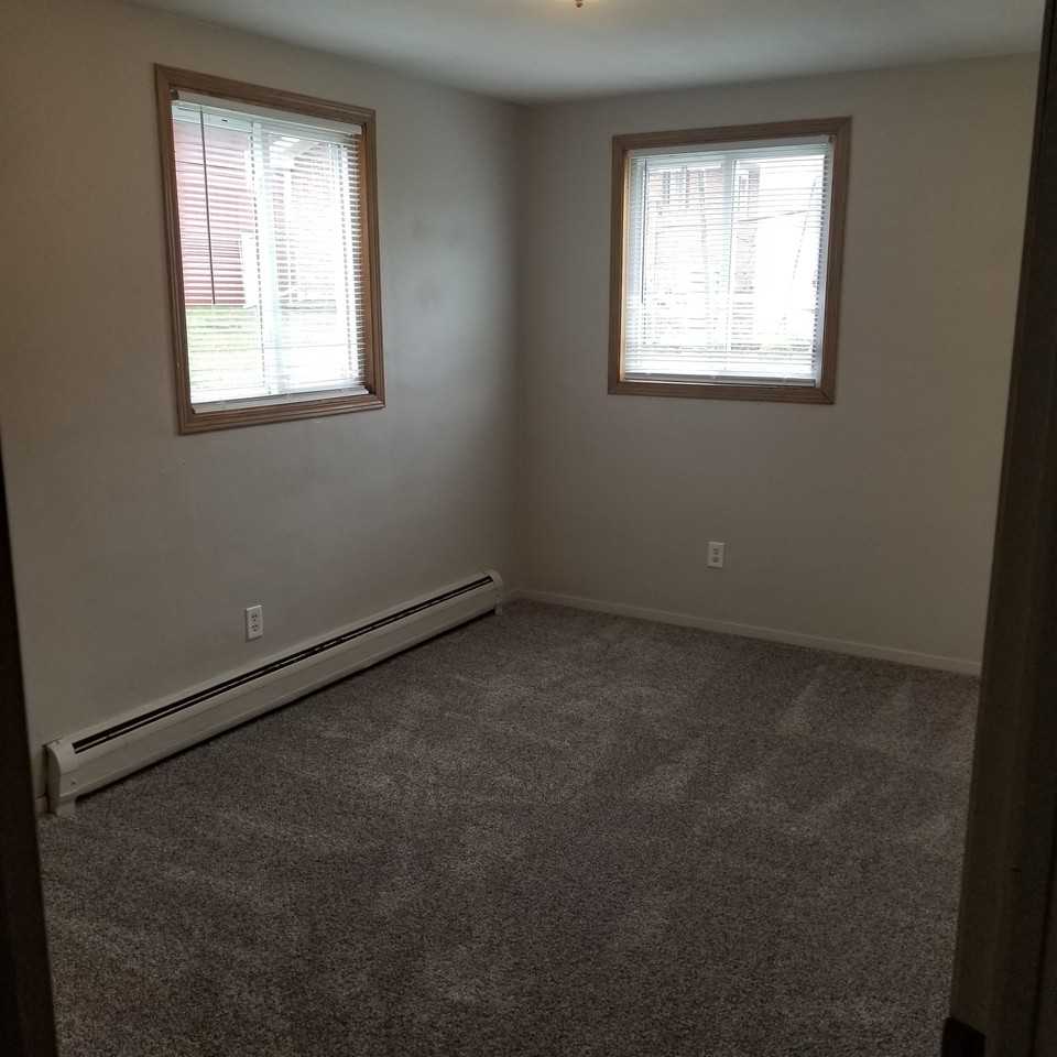 1107 19th St S #2 - Photo 5 of 14