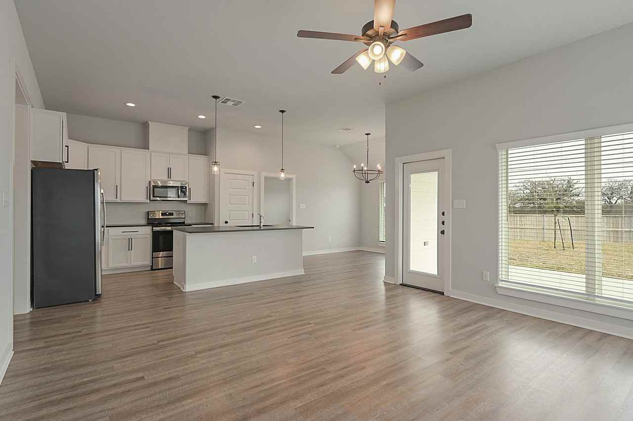 3401 Alsace Ct #1 - Photo 3 of 21