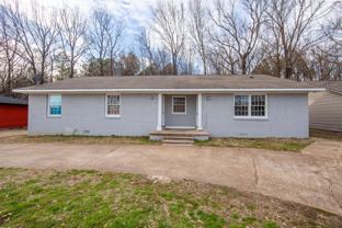 69 Carolane Dr #R - Photo 1 of 1