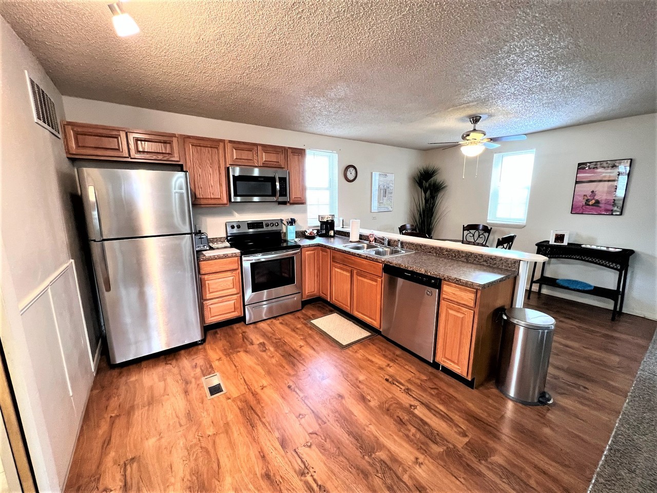 10001 W 32nd Ave Uppr - Photo 2 of 11