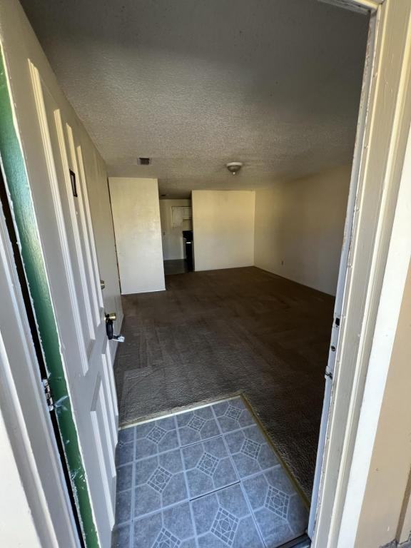 735 S Jackson St - Photo 2 of 19