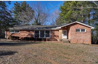 512 S Pawnee Dr - Photo 1 of 1