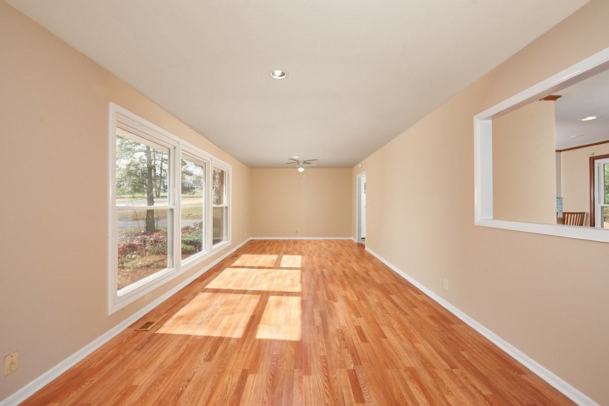 512 S Pawnee Dr - Photo 4 of 15