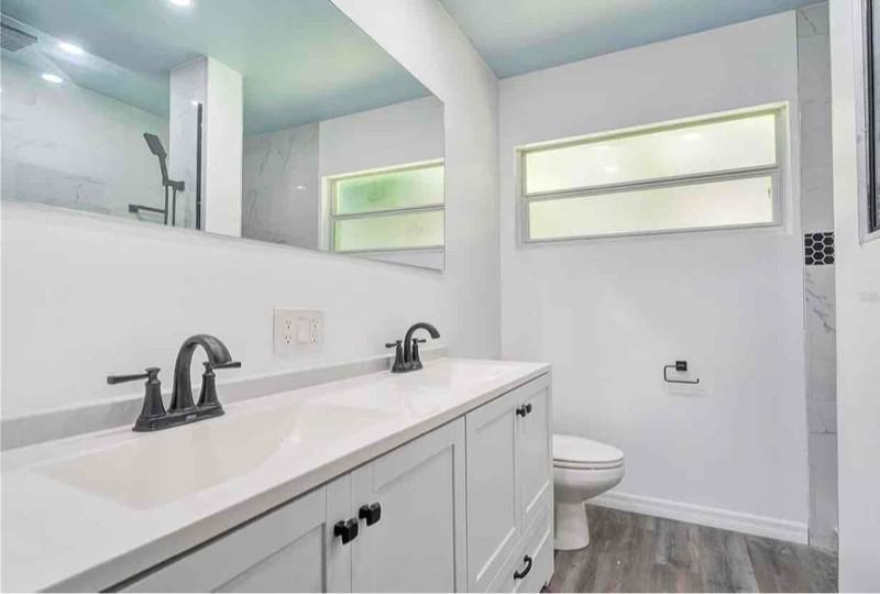 610 5th St - Photo 2 of 6