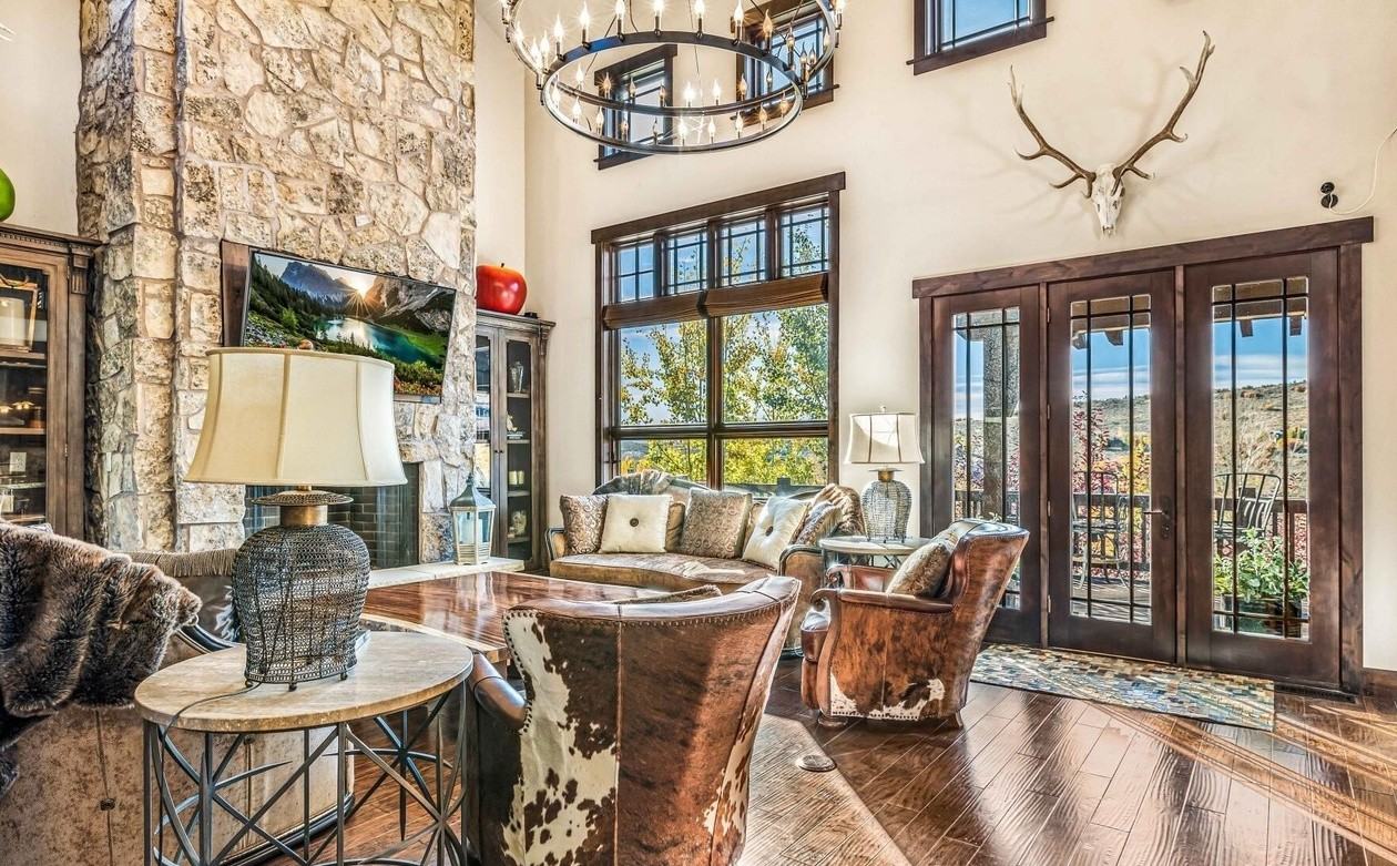 3212 E Broken Spear Trl - Photo 2 of 15