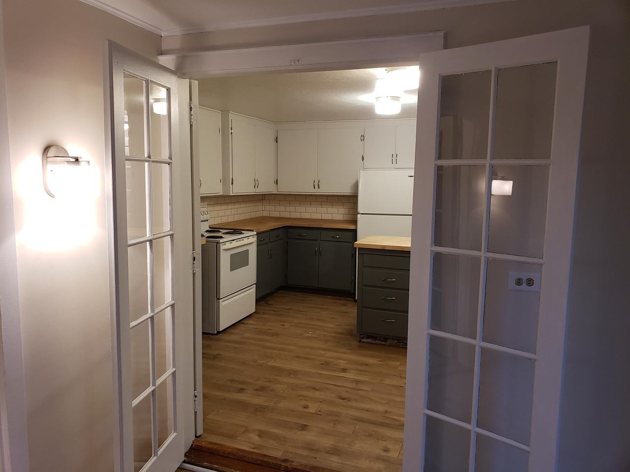 1251 7th Ave Se #1 - Photo 5 of 17