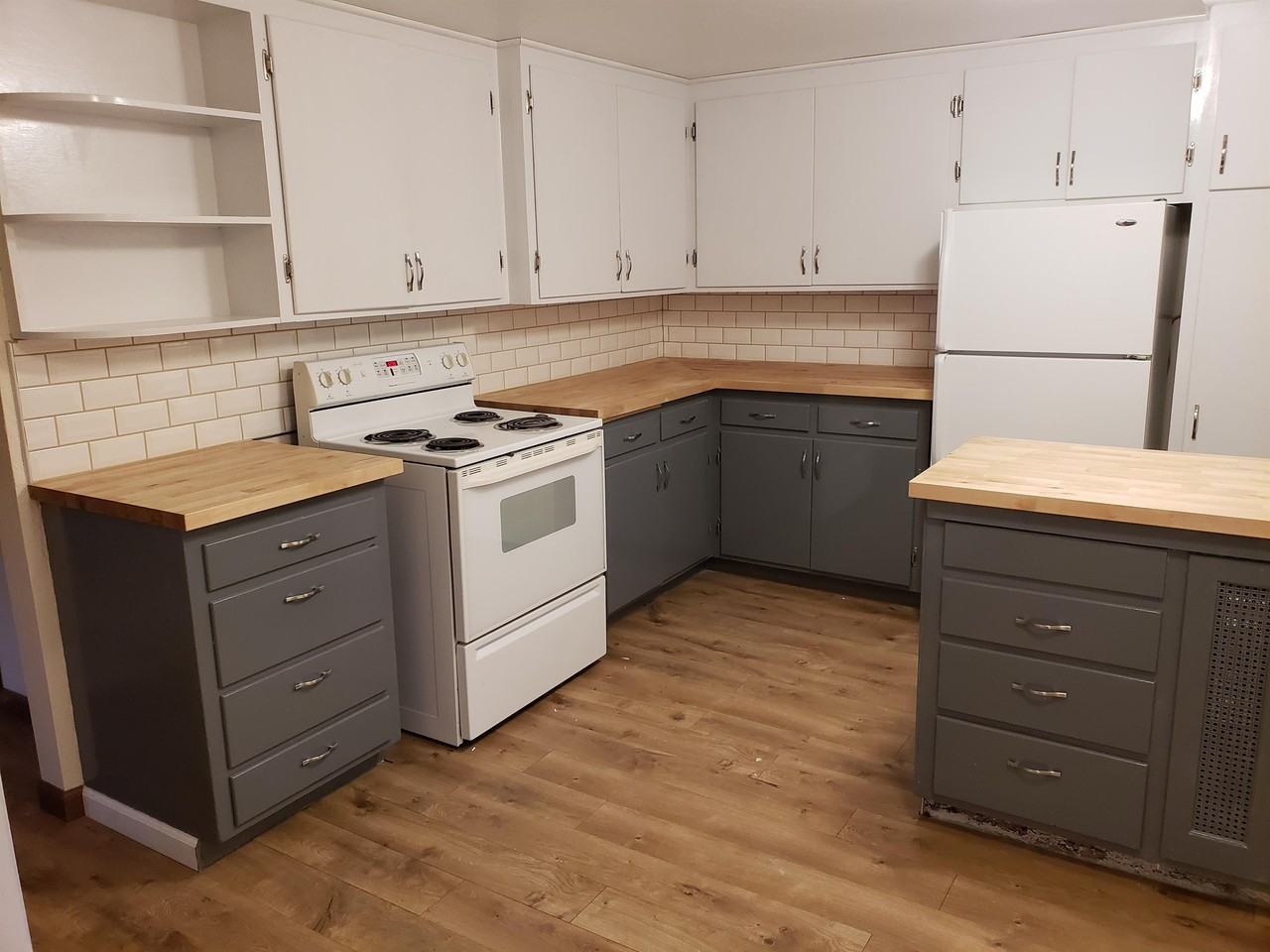 1251 7th Ave Se #1 - Photo 6 of 17