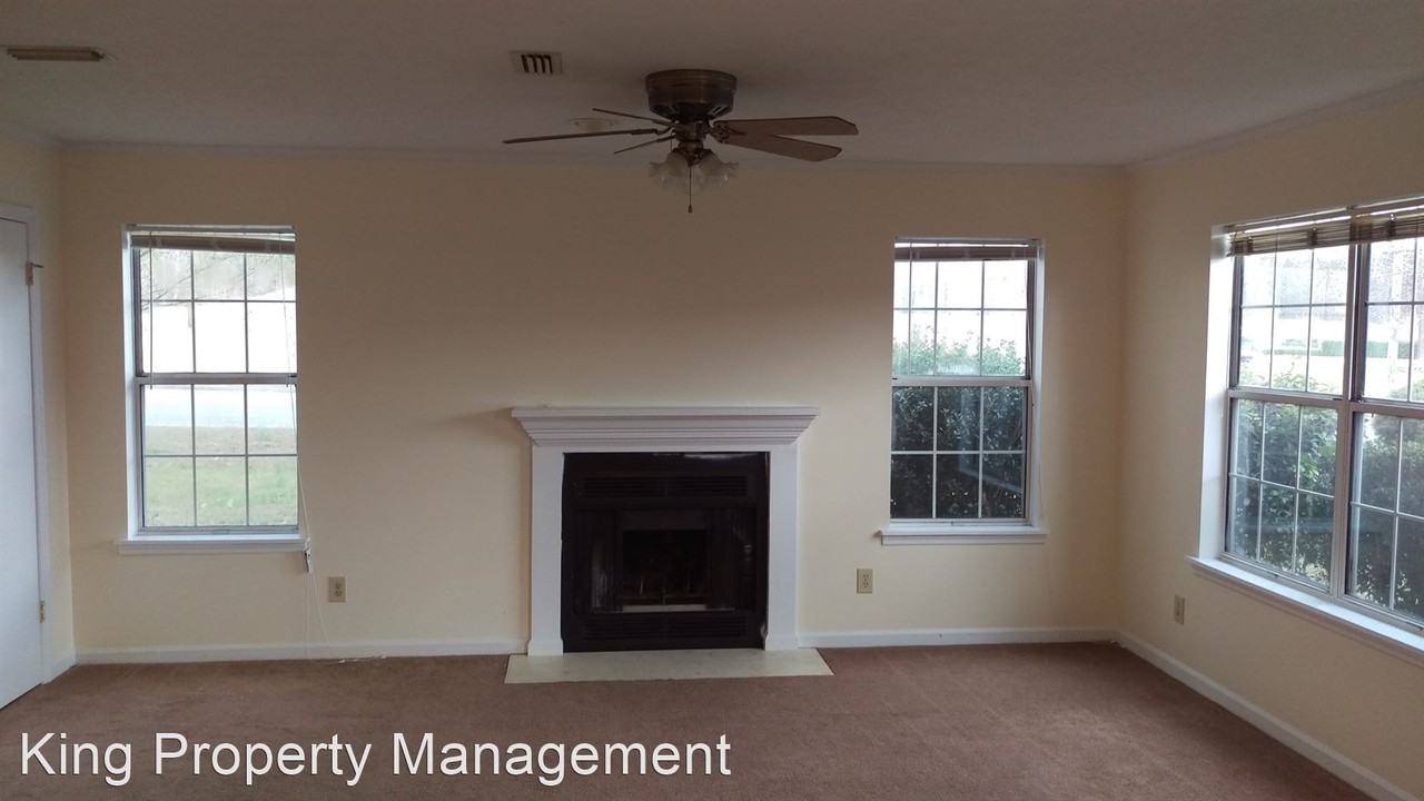 Willow Pointe Drive - Photo 2 of 10