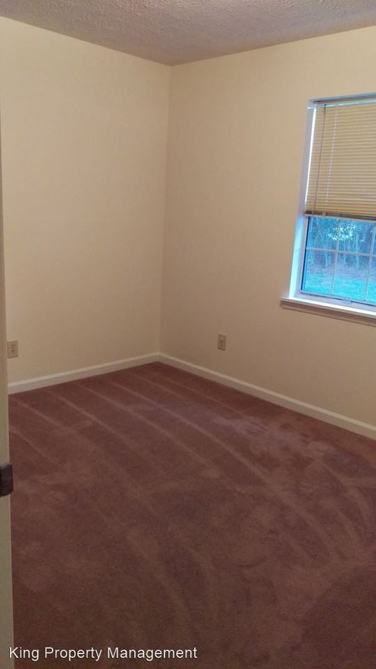 Willow Pointe Drive - Photo 3 of 10