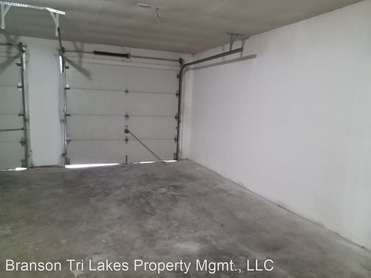 Three Bedroom Duplex - Photo 2 of 13