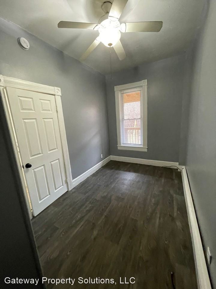 10 ELIZABETH ST. AMSTERDAM, NY 12010 DJ & KA ENTERPRISES LLC - Photo 2 of 6