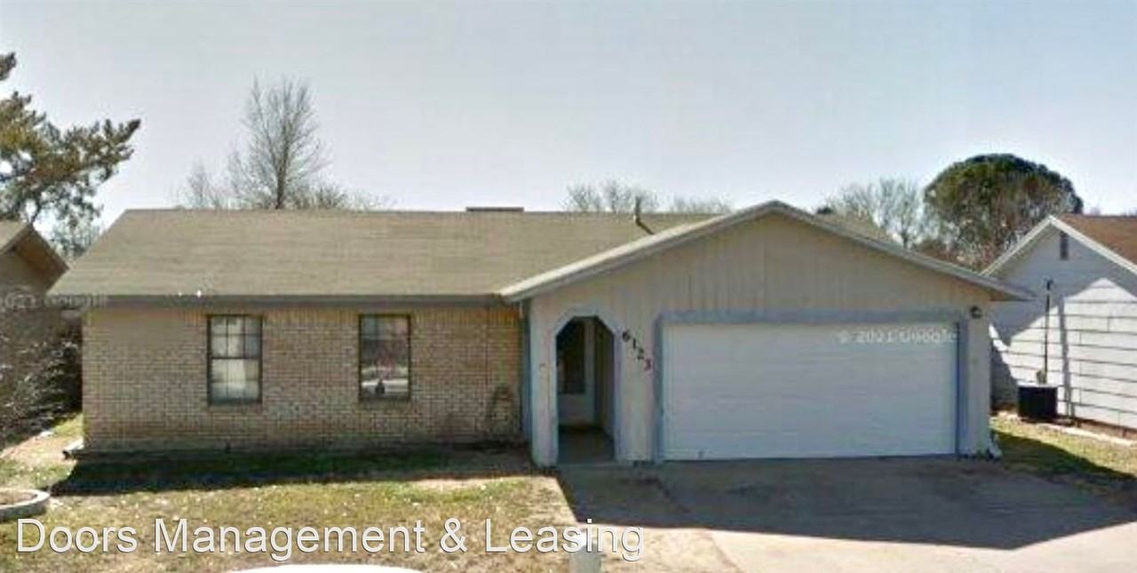 6123 35th St - Photo 2 of 8