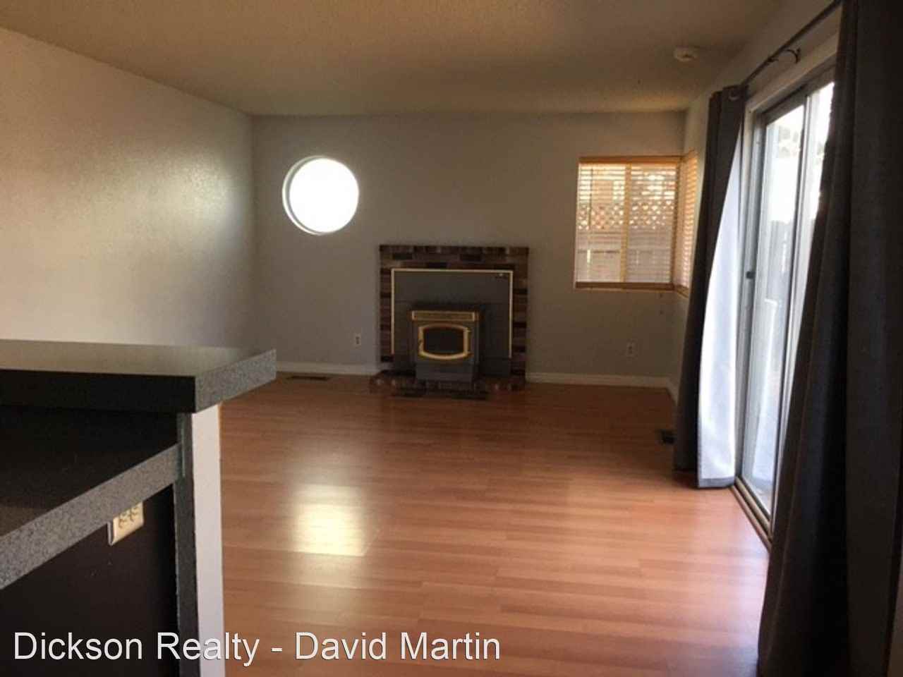 2296 Morninglory Dr - Photo 3 of 11